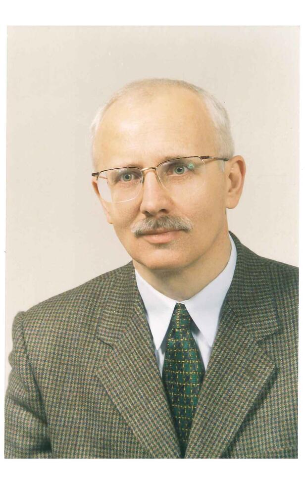 P 152 Prof Zbigniew Fras